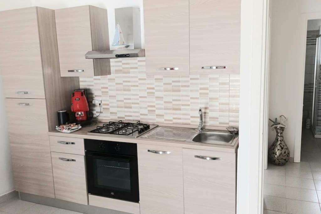 50M Dal Mare Caraibico Apartment Lido Marini Bagian luar foto
